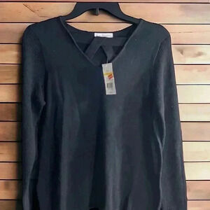 Kim Roger's New W Tags Petite medium black sweater with cross cross patt…